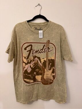 Fender Vintage-Styled Olive Graphic Short Sleeve Tee